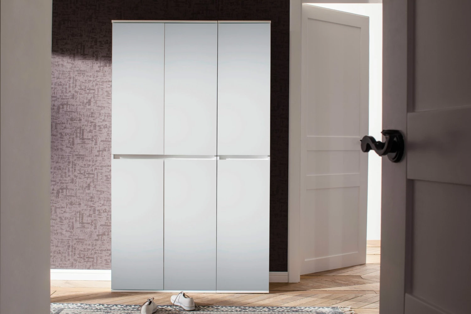 Armoire 6 Portes En Mélamine Blanche Avec Miroir - Moderne Et Facile D'entretien 10 Armoire 6 Portes En Mélamine Blanche Avec Miroir - Moderne Et Facile D'entretien – Image 10